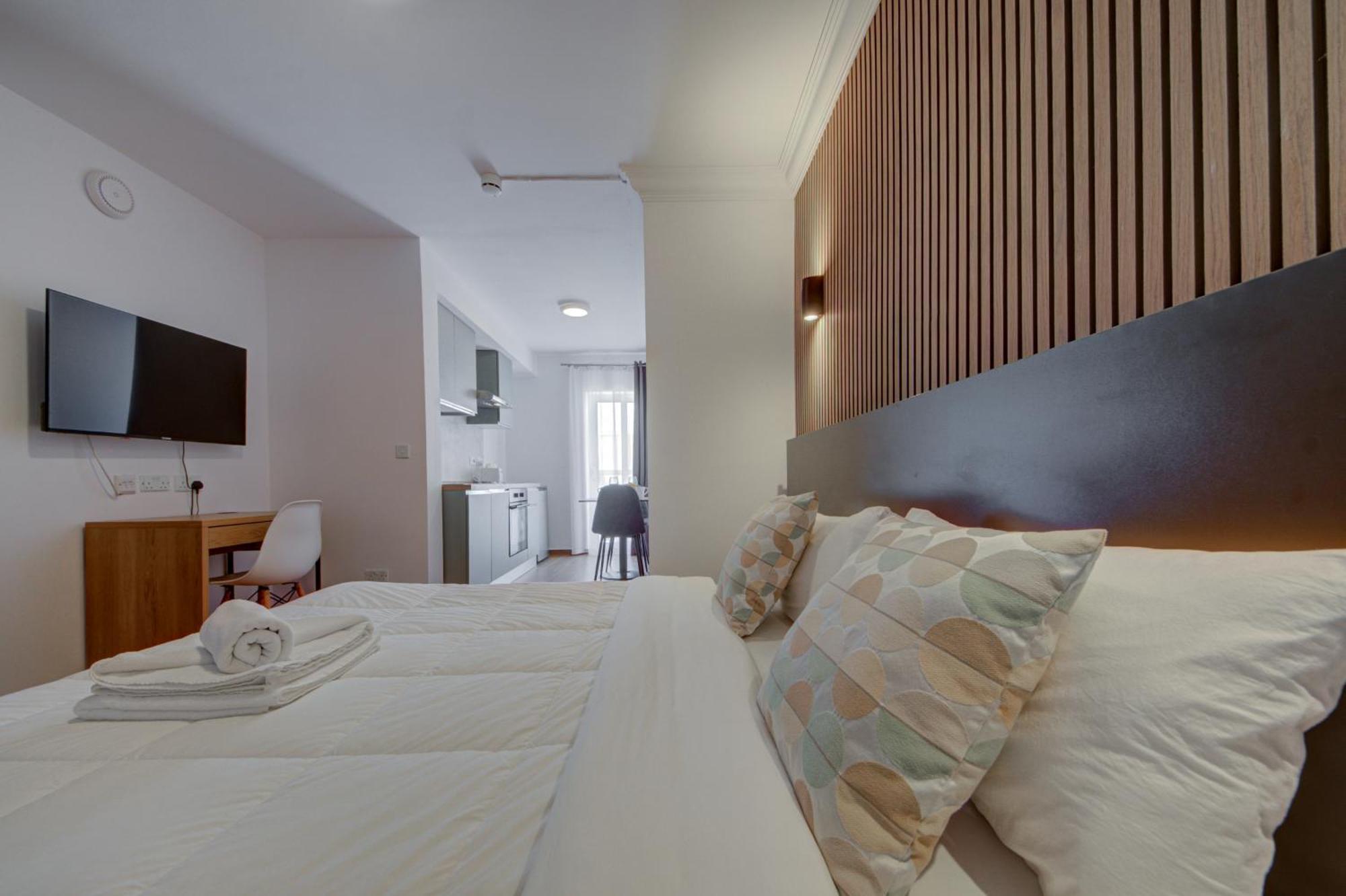 Marina Suites & Apartments - Self Catering - By Tritoni Hotels Gzira Exteriör bild