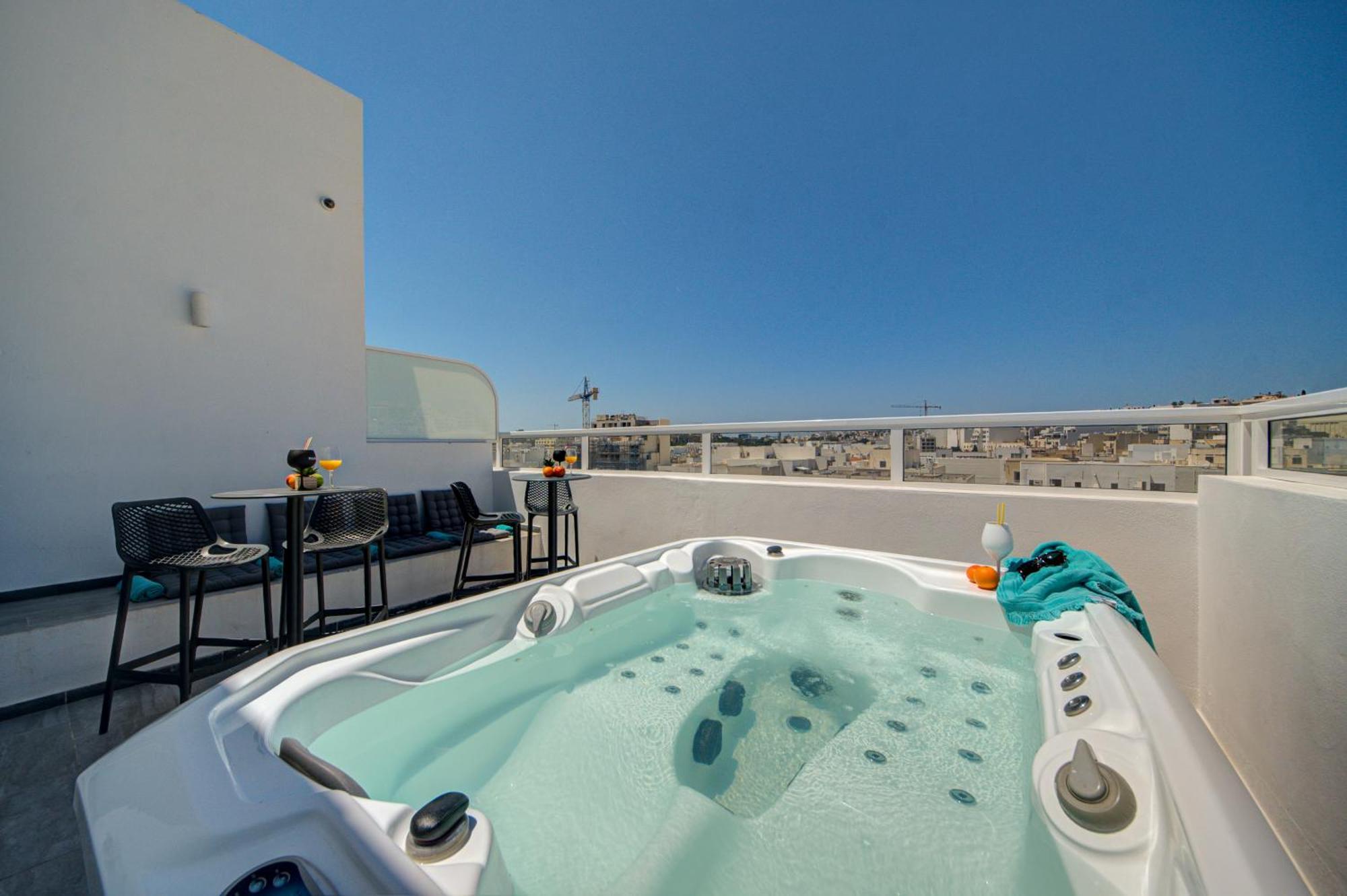 Marina Suites & Apartments - Self Catering - By Tritoni Hotels Gzira Exteriör bild